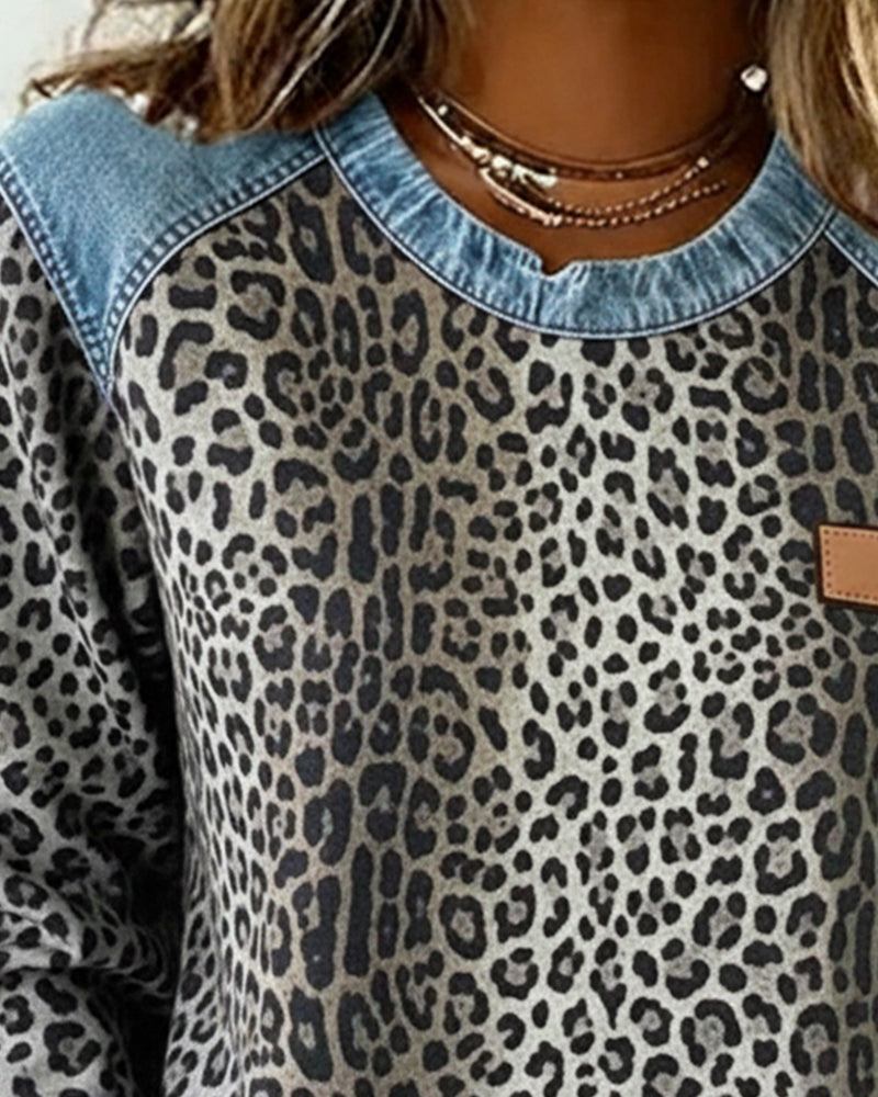 Trui met Luipaardprint en Denim Patchwork