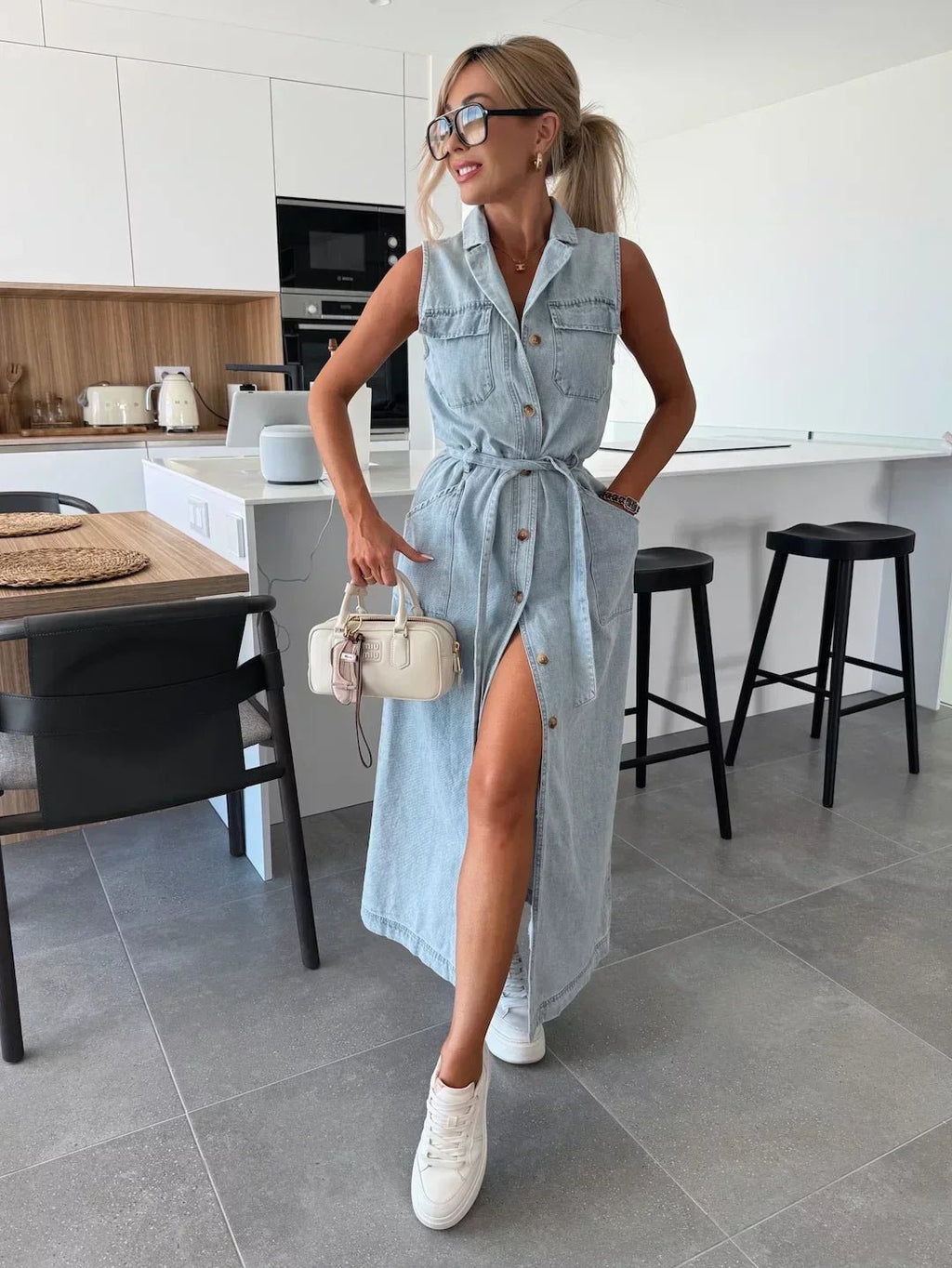 Hanna | Mouwloos lang denim jurk