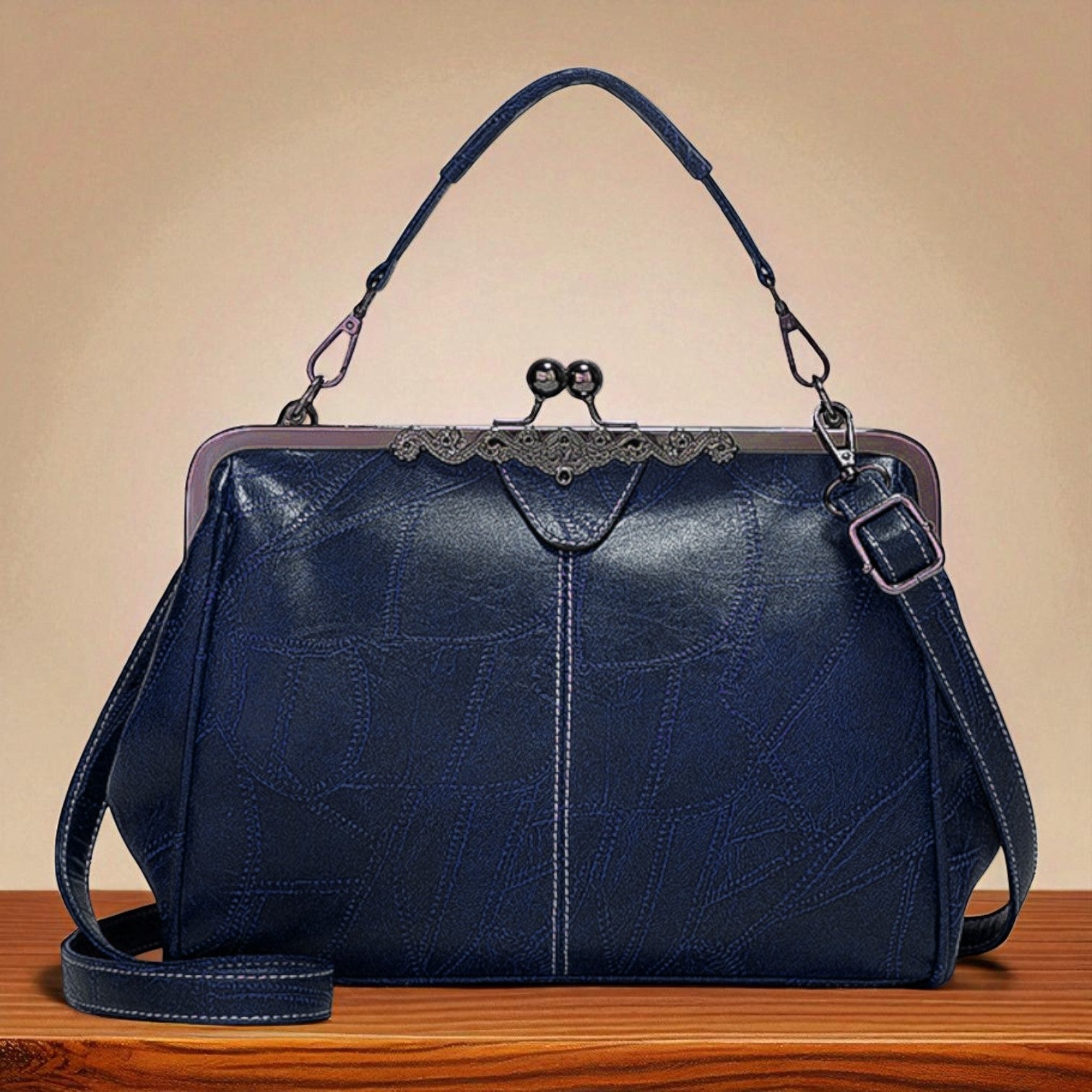 Vintage handtas met slot